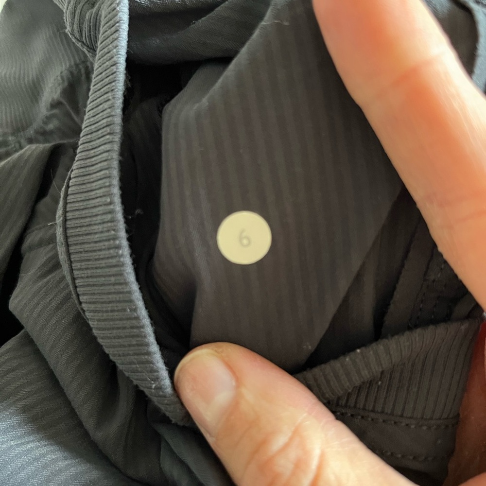 lululemon athletica grey Track Pants - Picture 3 of 3